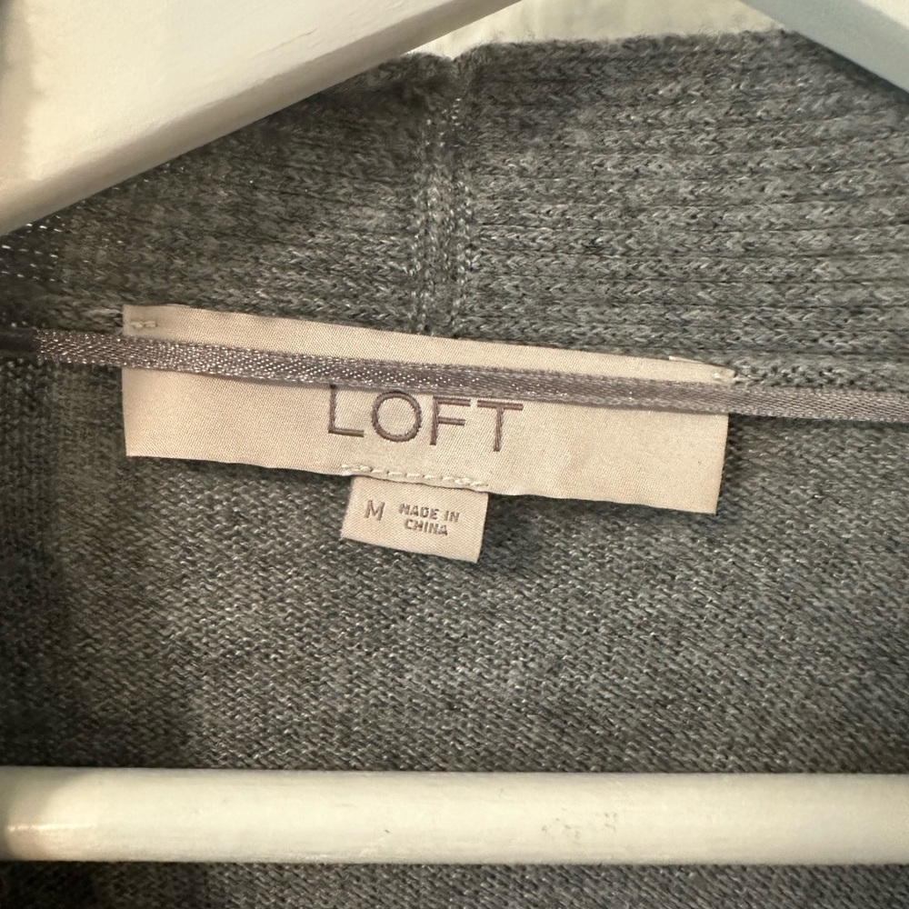 LOFT Sweater - Picture 7 of 7